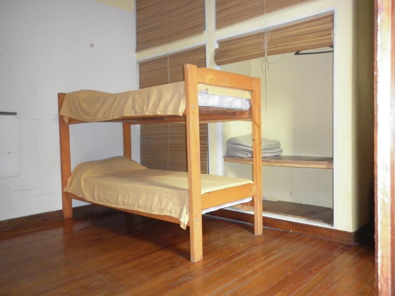 VI Luz Y Entre Hostel Buenos Aires Bagian luar foto